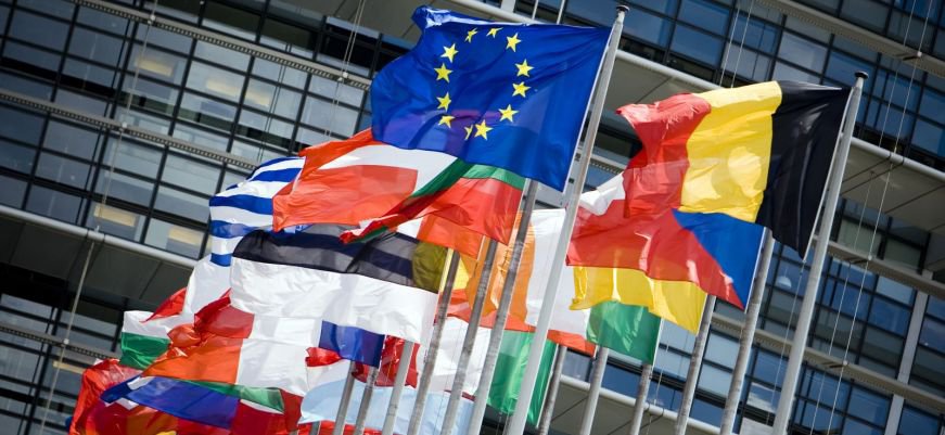 Европа требует снять санкции с России и приносит извинения. Ну что, "Чижики", ДОПРЫГАЛИСЬ? Европа требует снять санкции с России и приносит извинения. Ну что, "Чижики", ДОПРЫГАЛИСЬ?