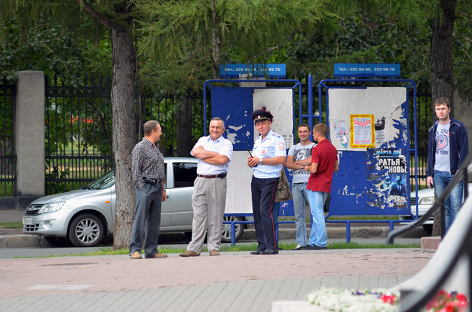 На марши независимости в Новосибирске и Калининграде вышли миллионы невидимок