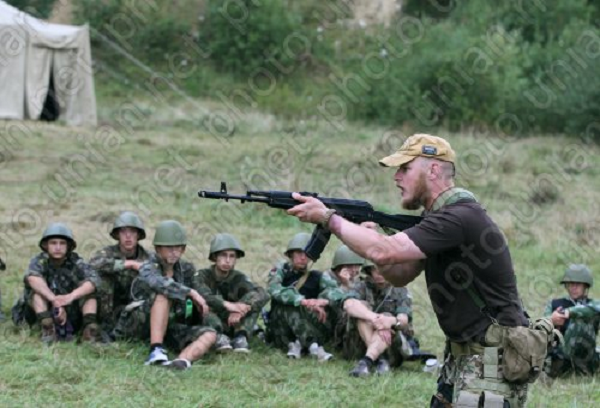 Гитлерюгенд, ремэйк через 70 лет. Фоторепортаж из Львовской области.