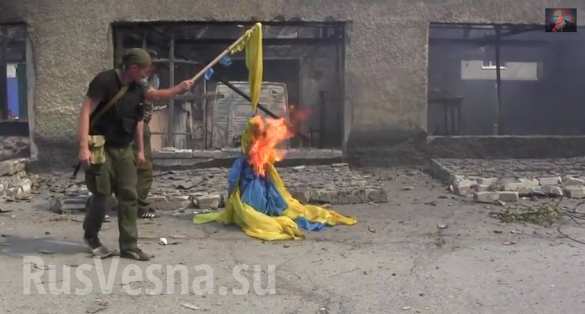 Подоспело видеодоказательство того, что Ясиноватая под контролем ополчения. Подоспело видеодоказательство того, что Ясиноватая под контролем ополчения.