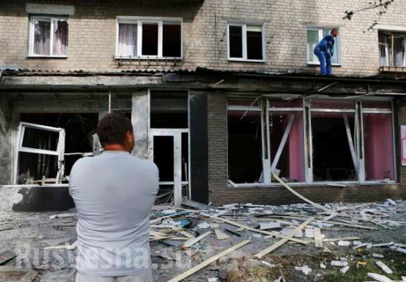 Сводка от Армии Юго-Востока по итогам 19 августа: В ходе ожесточенных боев отражены атаки на Иловайск, Торез и Ясиноватую (Фото, видео) Сводка от Армии Юго-Востока по итогам 19 августа: В ходе ожесточенных боев отражены атаки на Иловайск, Торез и Ясиноватую (Фото, видео)