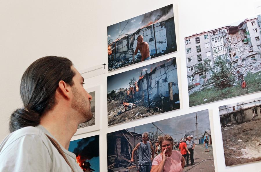 Выставка о гуманитарной катастрофе на Украине открылась в Кракове Выставка о гуманитарной катастрофе на Украине открылась в Кракове