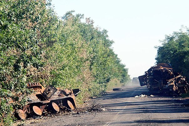 Репортаж А. Коца и Д. Стешина. "Ополченцы: От химии, которой начинены украинские cнаряды, все горло в язвах". Репортаж А. Коца и Д. Стешина. "Ополченцы: От химии, которой начинены украинские cнаряды, все горло в язвах".