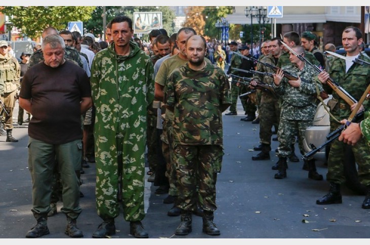 Нацисты осатанели от парада пленных украинских фашистов в Донецке