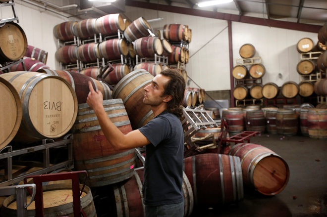 Землетрясение в Калифорнии: телеканал CNN впечатлён разлитым вином, а не разрушениями в штате (Видео, фото) Землетрясение в Калифорнии: телеканал CNN впечатлён разлитым вином, а не разрушениями в штате (Видео, фото)