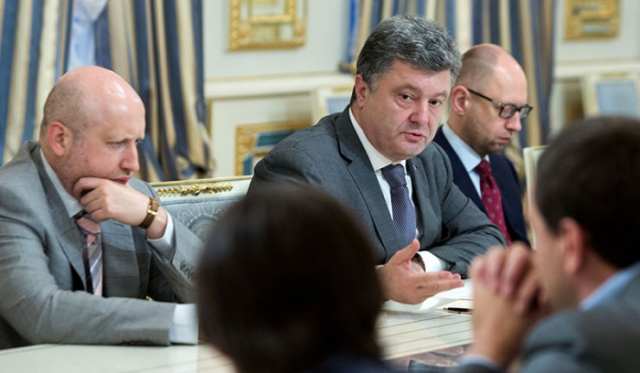 Немецкое издание der Freitag: Порошенко – военный преступник