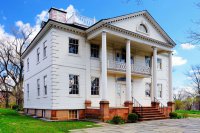 Американцы отказываются от дорогих особняков Американцы отказываются от дорогих особняков