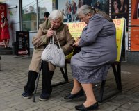 Летящие в пропасть: Как олигарх Порошенко за несколько месяцев довёл экономику Украины до кризиса