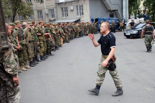 Подоспело видеодоказательство того, что Ясиноватая под контролем ополчения. Подоспело видеодоказательство того, что Ясиноватая под контролем ополчения.