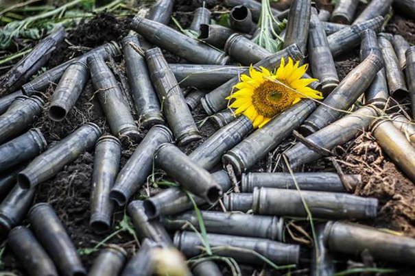 Подоспело видеодоказательство того, что Ясиноватая под контролем ополчения. Подоспело видеодоказательство того, что Ясиноватая под контролем ополчения.