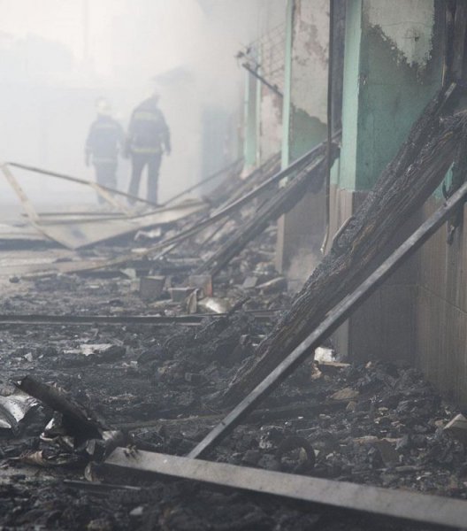 Артобстрел железнодорожного вокзала Донецка