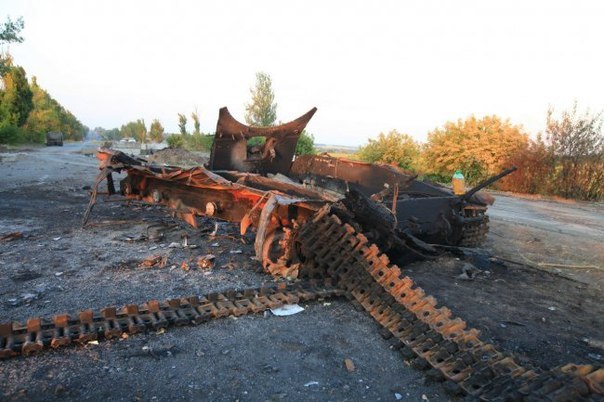 Разгром украинской армии под Еленовкой (Видео) Разгром украинской армии под Еленовкой (Видео)