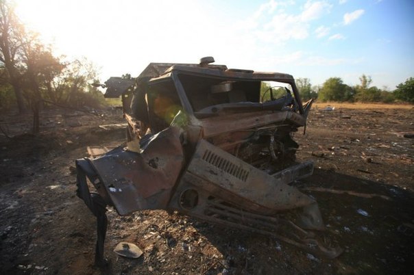 Разгром украинской армии под Еленовкой (Видео) Разгром украинской армии под Еленовкой (Видео)