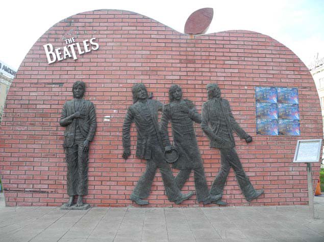 Родина Чингисхана зовет Россию на помощь