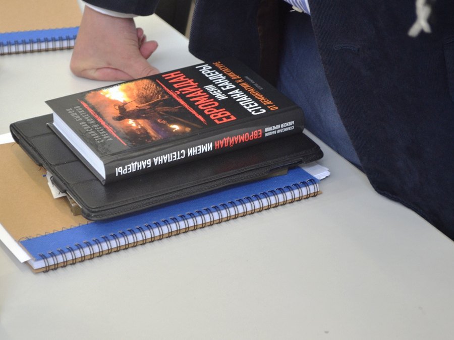 Журналист и политолог Алексей Кочетков: у Украины нет никакой возможности выиграть эту войну Журналист и политолог Алексей Кочетков: у Украины нет никакой возможности выиграть эту войну