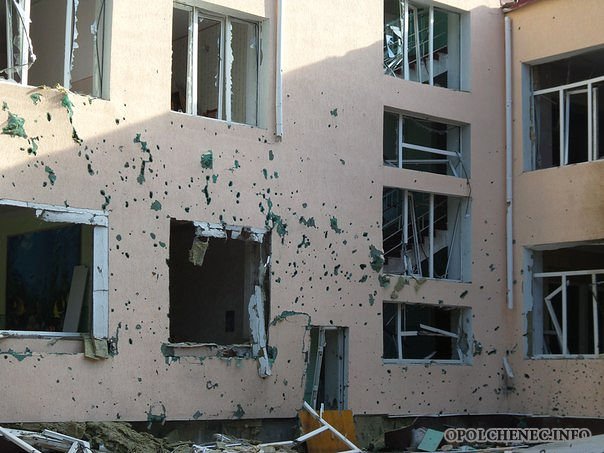 Власти Украины грозят учителям тюрьмой за работу в занятых ополченцами городах Власти Украины грозят учителям тюрьмой за работу в занятых ополченцами городах