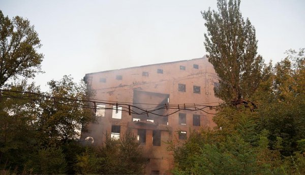 Макеевка. Обстрел улицы Ушакова 5-09-2014 (Фото, видео)