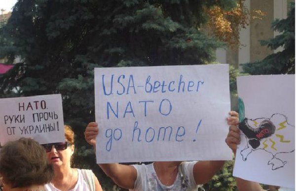 Там, где НАТО – там война: одесситы протестуют против учений «Си Бриз» Там, где НАТО – там война: одесситы протестуют против учений «Си Бриз»