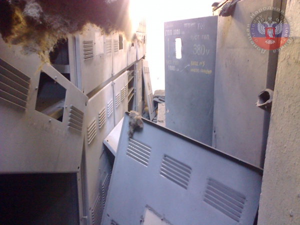 Енакиево – разрушениям подвергся металлургический завод Енакиево – разрушениям подвергся металлургический завод