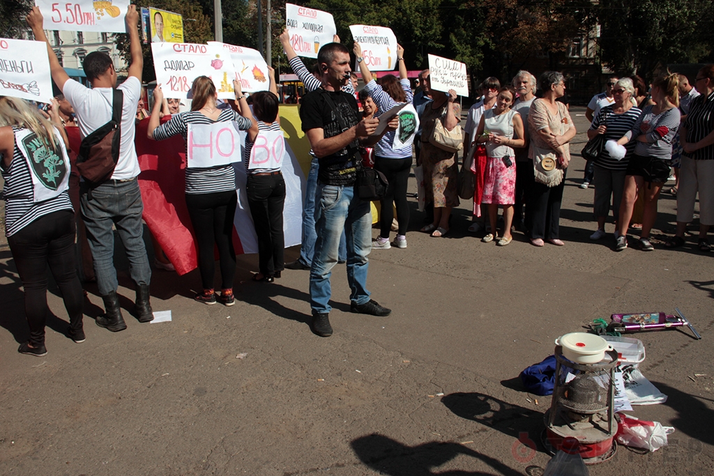 На Куликовом поле подвели итоги 100 дней президентства Порошенко. Произошла потасовка с милицией На Куликовом поле подвели итоги 100 дней президентства Порошенко. Произошла потасовка с милицией