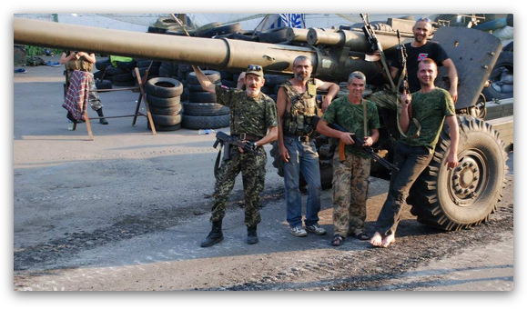 Артиллерия ополчения наносит удар по позициям карателей (видео) Артиллерия ополчения наносит удар по позициям карателей (видео)