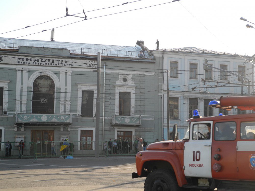 Яйцами по белоленточным червям Яйцами по белоленточным червям