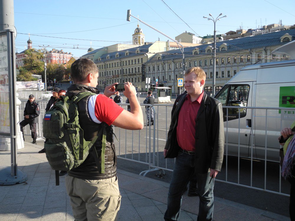 Яйцами по белоленточным червям Яйцами по белоленточным червям