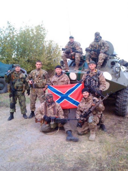 Мариуполь: разведчики батальона «Новороссия» захватили БТР-60 и второй БТР подбили (фото) Мариуполь: разведчики батальона «Новороссия» захватили БТР-60 и второй БТР подбили (фото)