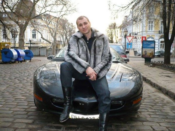 Погибший в ДТП боец батальона "Шторм" оказался директором гей-клуба Погибший в ДТП боец батальона "Шторм" оказался директором гей-клуба