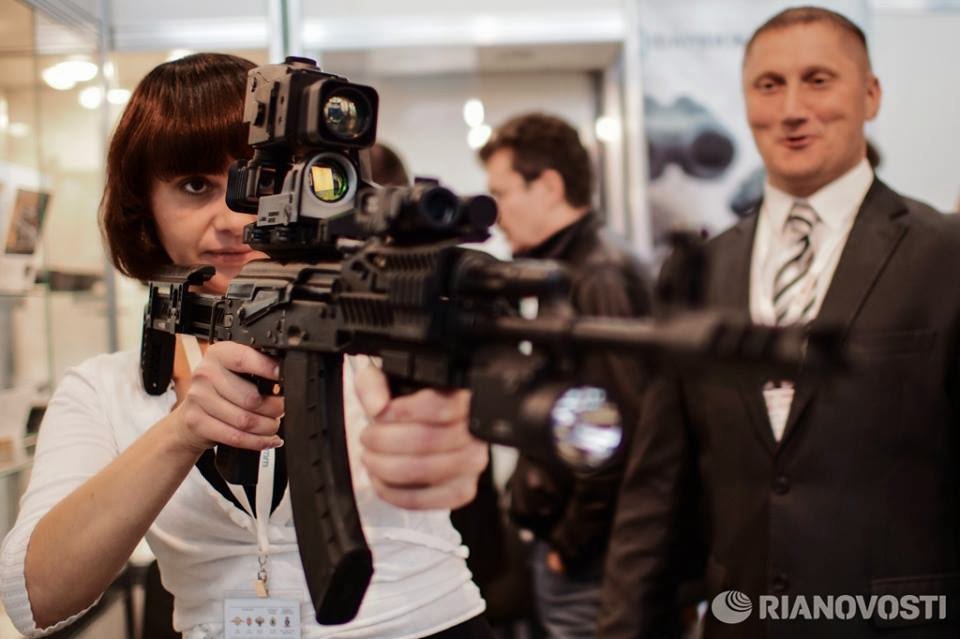 Россия ищет замену легендарному автомату Калашникова Россия ищет замену легендарному автомату Калашникова