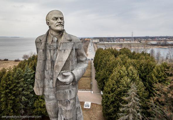 Кому по плечу стать авангардом борьбы за социализм Кому по плечу стать авангардом борьбы за социализм