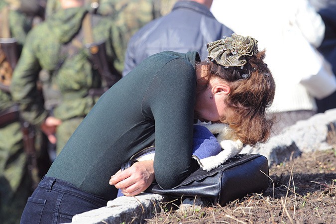 Погибших ополченцев и героев Великой Отечественной перезахоронили на Саур-Могиле