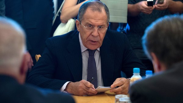 Россия не изменит свою позицию по Украине под санкциями, заявил Лавров Россия не изменит свою позицию по Украине под санкциями, заявил Лавров