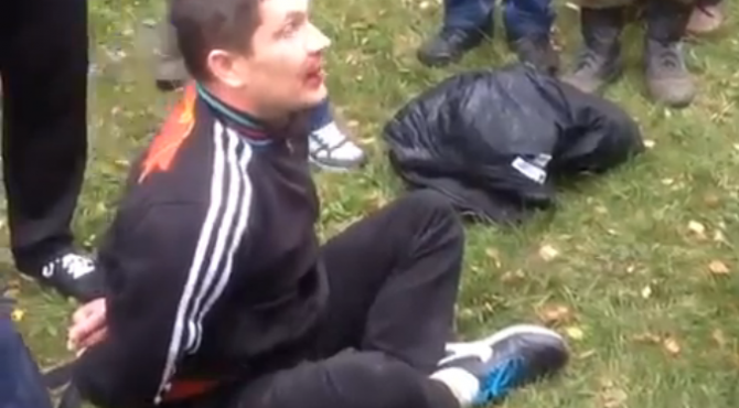 «Правый сектор» и филаретовцы взломали двери, связали сторожа и захватили храм УПЦ в Ровенской области (видео) «Правый сектор» и филаретовцы взломали двери, связали сторожа и захватили храм УПЦ в Ровенской области (видео)