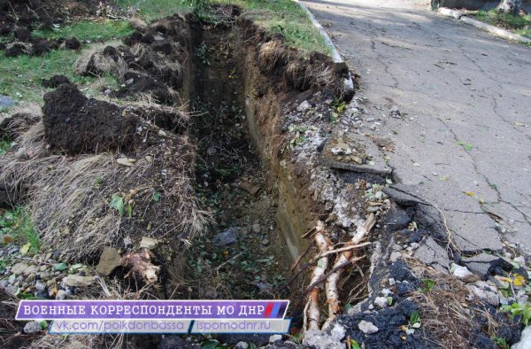 Каратели Порошенко повредили трубы 4-го подъёма канала «северский Донец – Донбасс»