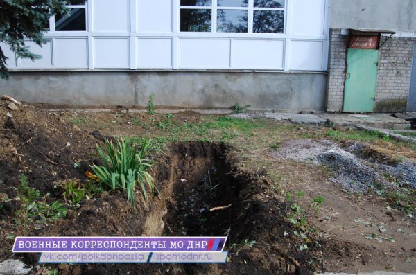 Каратели Порошенко повредили трубы 4-го подъёма канала «северский Донец – Донбасс»