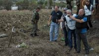 Джульетто Кьеза: Европа промолчит о захоронениях под Донецком