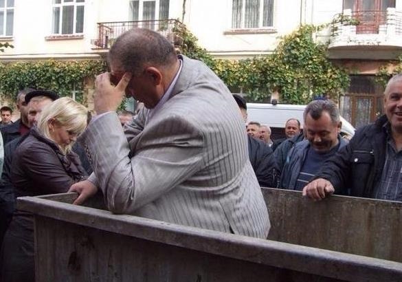 Новости мусорной люстрации. Ирпень. Черновцы