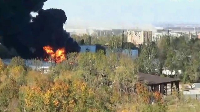 В центре Донецка прогремел мощный взрыв 2-10-2014 В центре Донецка прогремел мощный взрыв 2-10-2014