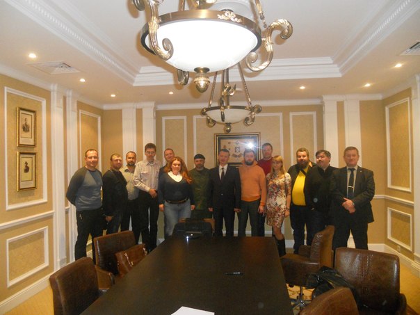 Интервью И.Стрелкова : «Сражаясь за Новороссию, мы сражаемся за Россию» Интервью И.Стрелкова : «Сражаясь за Новороссию, мы сражаемся за Россию»