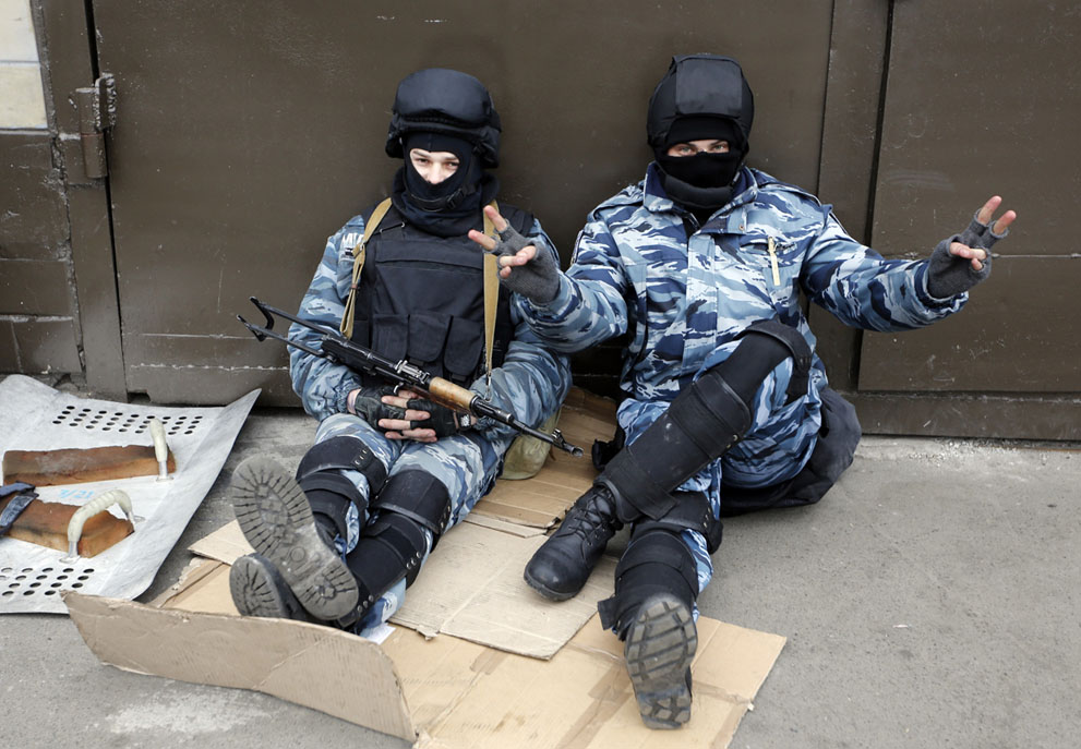 Калашников на Украине: какие модификации автомата используют силовики и ополченцы Калашников на Украине: какие модификации автомата используют силовики и ополченцы