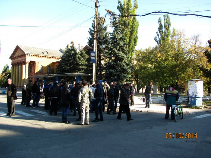 Каратель батальона "Донбасс" приехал погостить в родной город в ДНР Каратель батальона "Донбасс" приехал погостить в родной город в ДНР