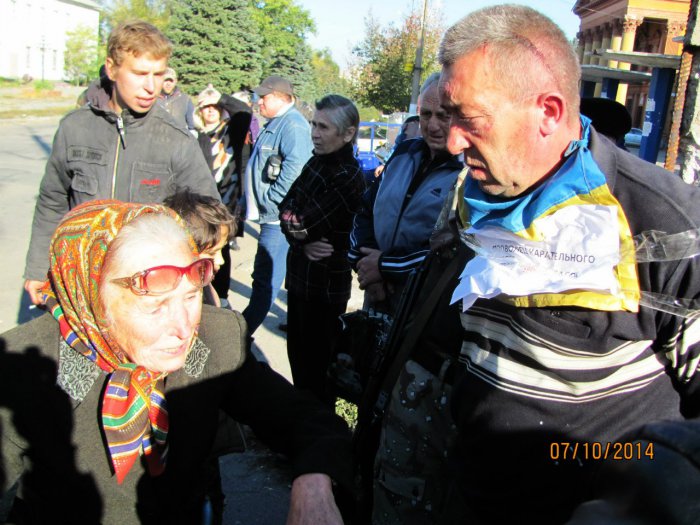 Каратель батальона "Донбасс" приехал погостить в родной город в ДНР Каратель батальона "Донбасс" приехал погостить в родной город в ДНР