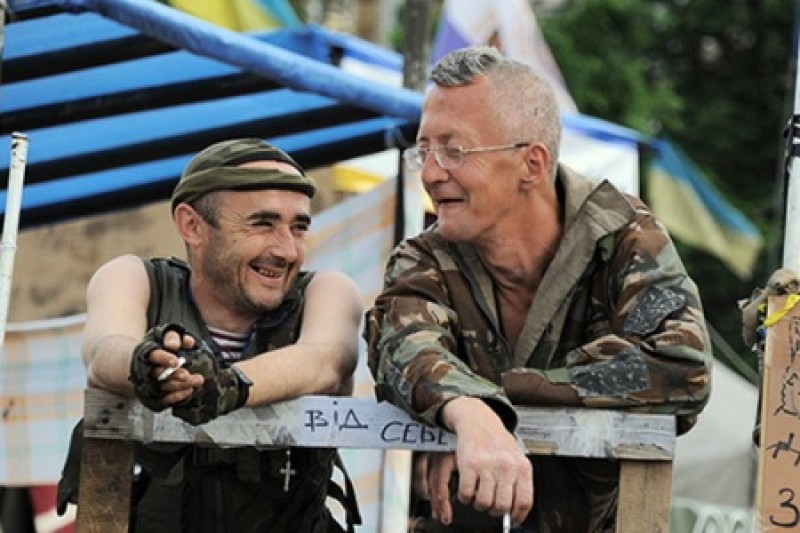 Героям АТО мерещится российский десант в невидимой форме и ядерная Украина Героям АТО мерещится российский десант в невидимой форме и ядерная Украина