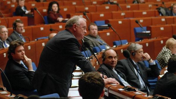 Евродепутаты Греции призывают не ратифицировать соглашение с Украиной Евродепутаты Греции призывают не ратифицировать соглашение с Украиной