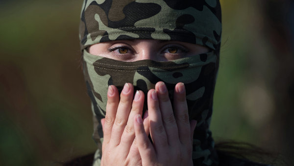 Женщины-воины пополняют ряды ополчения Донбасса Женщины-воины пополняют ряды ополчения Донбасса