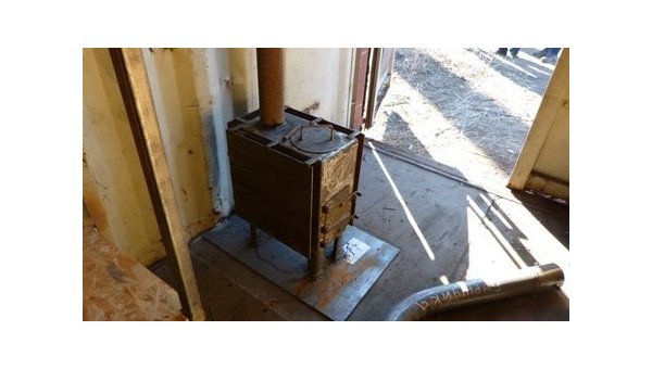 Украинских карателей закопают на зиму в железных землянках Украинских карателей закопают на зиму в железных землянках