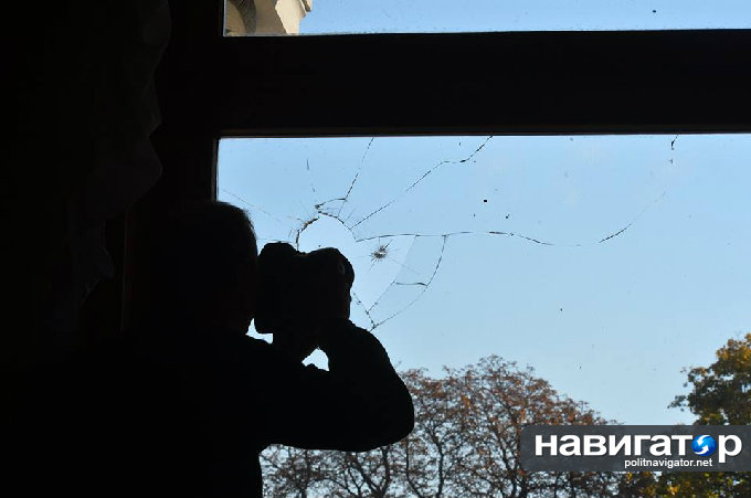 В Киеве Верховную Раду националисты забрасывают «коктейлями Молотова» В Киеве Верховную Раду националисты забрасывают «коктейлями Молотова»