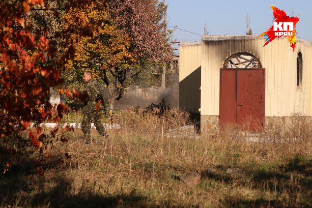 Взрывное перемирие в Донбассе: спецкоры «КП» вывезли из-под огня женщину с 9-летним сыном Взрывное перемирие в Донбассе: спецкоры «КП» вывезли из-под огня женщину с 9-летним сыном