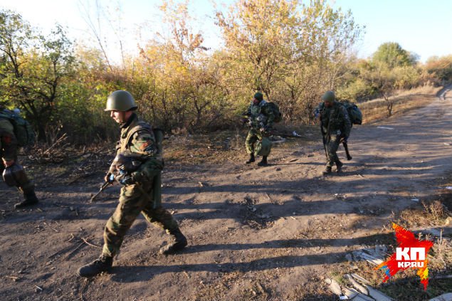 Взрывное перемирие в Донбассе: спецкоры «КП» вывезли из-под огня женщину с 9-летним сыном Взрывное перемирие в Донбассе: спецкоры «КП» вывезли из-под огня женщину с 9-летним сыном